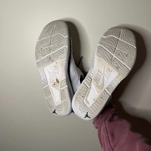 Size 10.5 - Air Jordan Stay Loyal 3 White Black - Picture 4 of 7